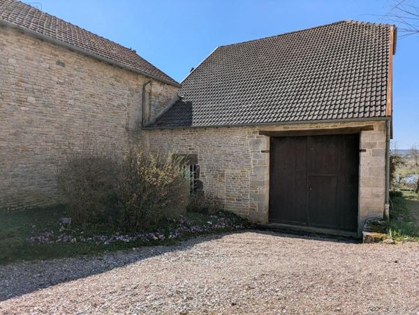 Maison de maître à vendre à Montsaugeon en Haute-Marne (52190), ref : 52020-35