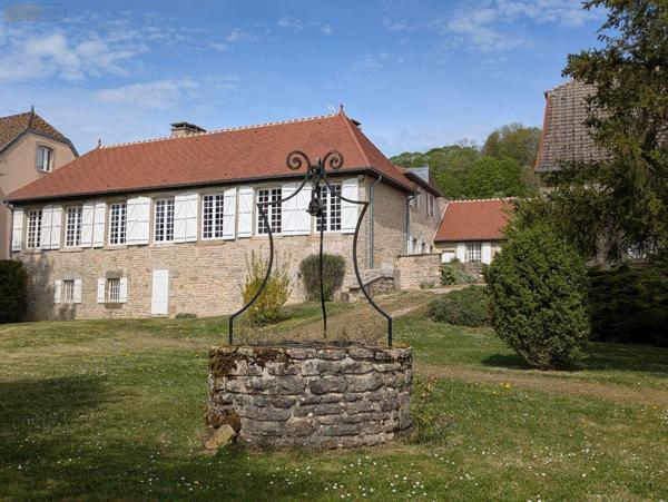 Maison de maître à vendre à Montsaugeon en Haute-Marne (52190), ref : 52020-35