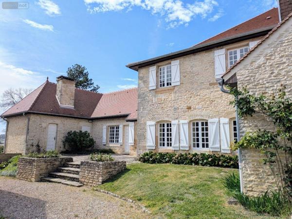 Maison de maître à vendre à Montsaugeon en Haute-Marne (52190), ref : 52020-35