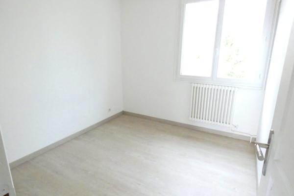 GRAND T4 LUMINEUX VUE DEGAGEE GARAGE Aurillac (15000)