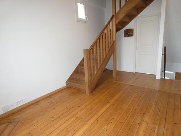 Maison de ville avec cour