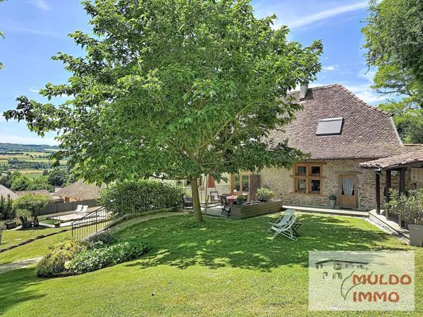 Maison en Pierre de 250 m² entièrement rénovée