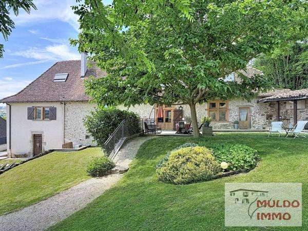 Maison en Pierre de 250 m² entièrement rénovée