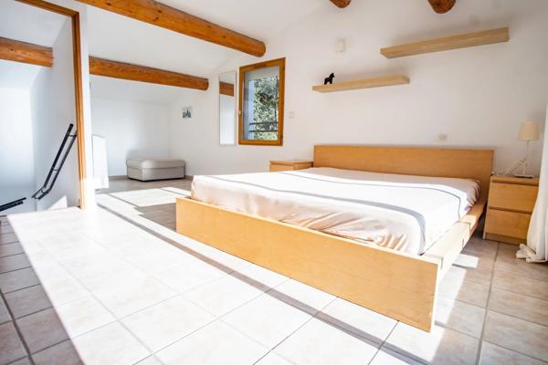 Vente Propriété 6 pièces 165 m2 à Pourrières