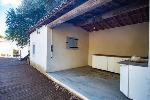Vente Propriété 6 pièces 165 m2 à Pourrières