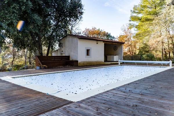 Vente Propriété 6 pièces 165 m2 à Pourrières