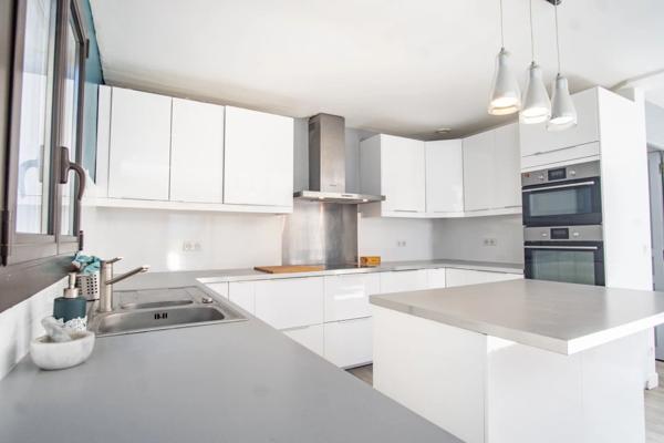 Vente Propriété 6 pièces 165 m2 à Pourrières