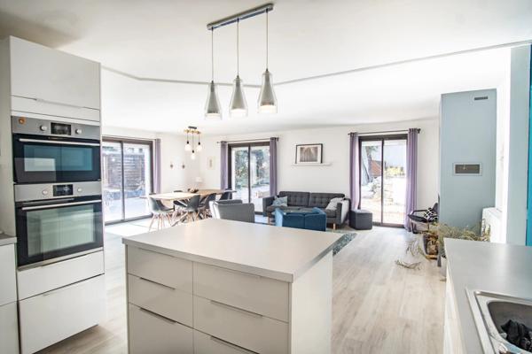 Vente Propriété 6 pièces 165 m2 à Pourrières