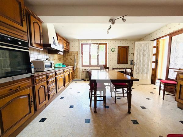 Maison 6 pièces 214.93 m2