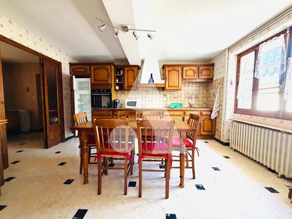 Maison 6 pièces 214.93 m2