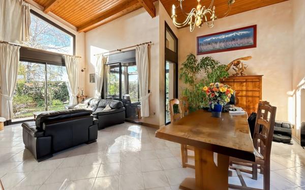 Maison à vendre    5 pièces •  Escalquens