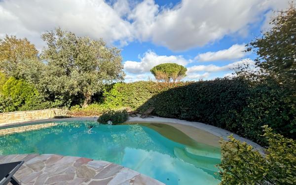 Maison à vendre    5 pièces •  Escalquens