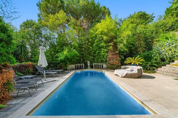 Vente Villa de luxe Grasse 7 Pièces 320 m²