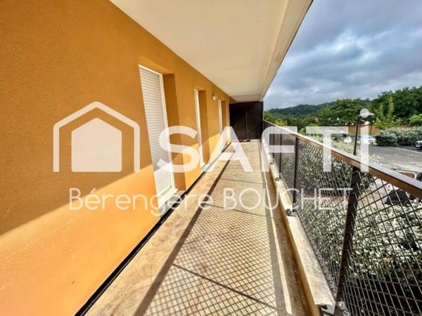 Appartement t3 avec parking et terrasse