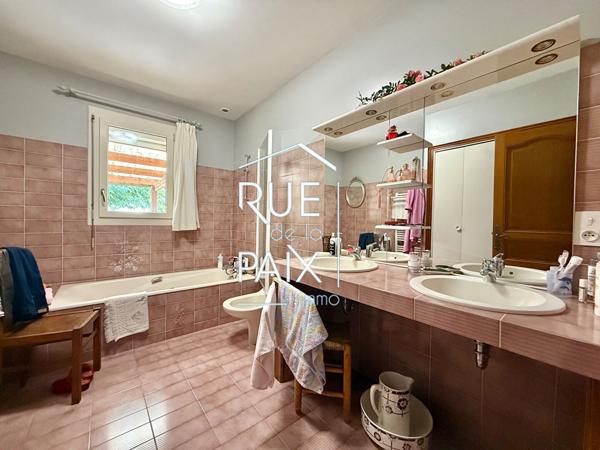 79600 AIRVAULT Maison plain pied à Airvault - 186 m2