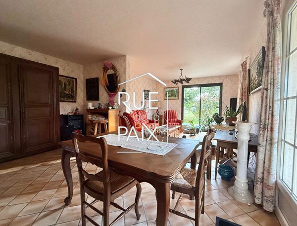 79600 AIRVAULT Maison plain pied à Airvault - 186 m2