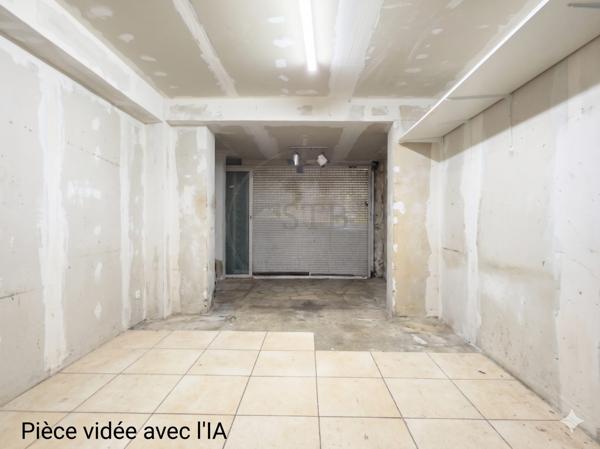 Maison de cinq pièces avec grand garage à Beauchastel