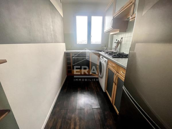 Appartement Paris 2 pièce(s) 40.03 m2 + balcon dernier étage