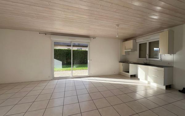 Maison à vendre    3 pièces •  Albens