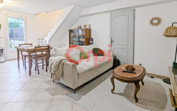 Immeuble à vendre    6 pièces •  Brignoles