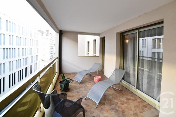 Appartement F5 à vendre  5 pièces - 113,08 m2 LYON - 69007