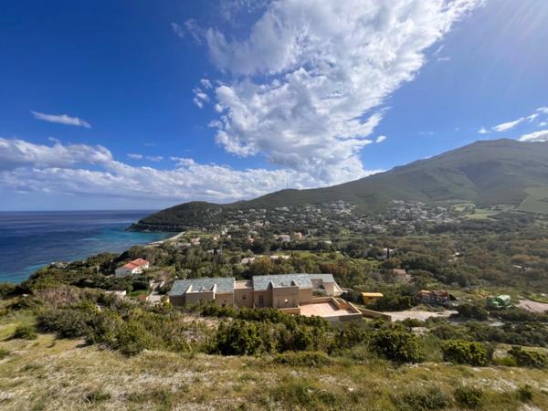 À Vendre en VEFA à SISCO : Appartement T4 de 74m2 avec Terrasse et Jardin - Vue Mer