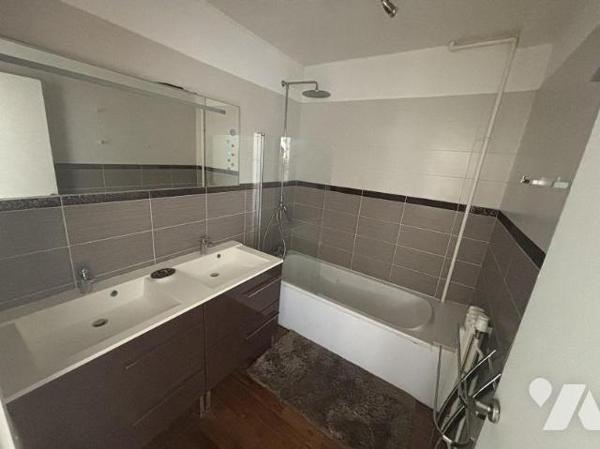 LILLE VAUBAN TYPE 4 BALCONS