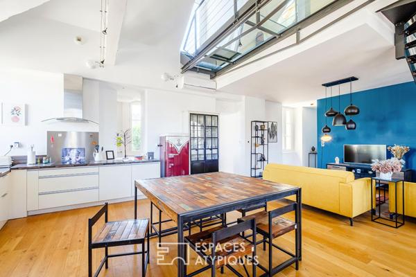 Loft d’architecte avec terrasse suspendue, ascenseur privatif et double garage – Poitiers Plateau