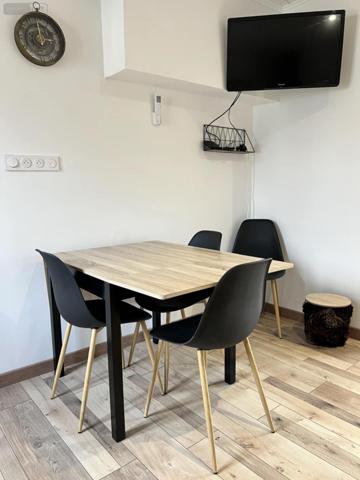 Maison à louer à Mercurey en Saône-et-Loire (71640), ref : Maison Mercurey