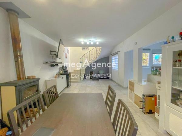 Maison à LA GARDE-FREINET, 83680 - 4 pièces 90m²