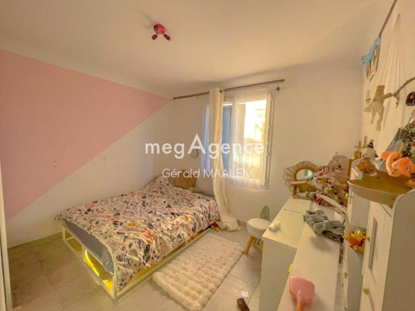 Maison à LA GARDE-FREINET, 83680 - 4 pièces 90m²