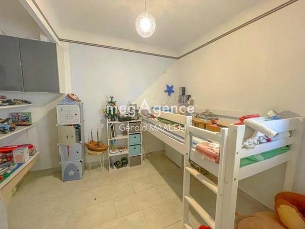 Maison à LA GARDE-FREINET, 83680 - 4 pièces 90m²