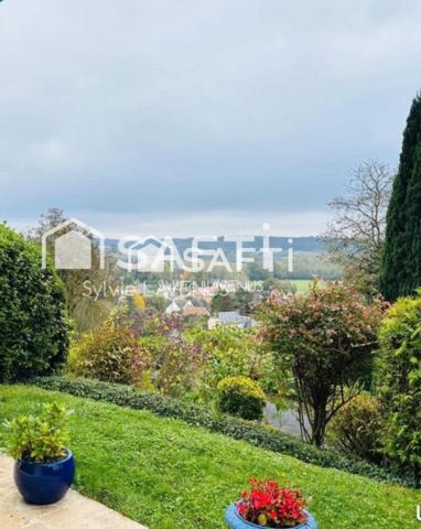 A VAUXBUIN 02, BELLE PROPRIETE DE 147 M2 AVEC SOUS-SOL ET DÉPENDANCE SUR SON PARC ARBORÉ DE 4800 M2.