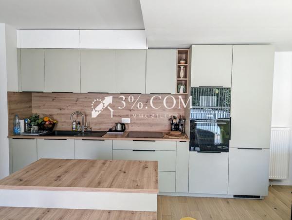 Appartement
                                                                                                                                                                                                                                                                                                                        4 pièce(s)                                                                                                                                                                                                          3 chambre(s)                                                                                                                                                                                                          86  m²