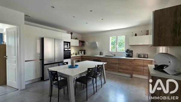 Maison à vendre 8 pièces 180 m² Pont-Saint-Esprit