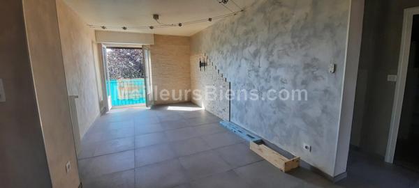 Saint-Jean-De-Losne : appartement disponible pour juillet-aout  dernier étage en location