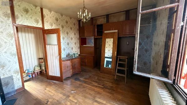 Maison à restaurer à vendre à Châlons-en-Champagne dans la Marne (51000), ref : 51001-146