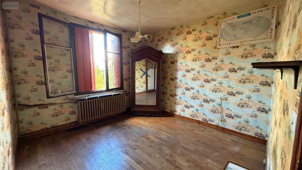 Maison à restaurer à vendre à Châlons-en-Champagne dans la Marne (51000), ref : 51001-146