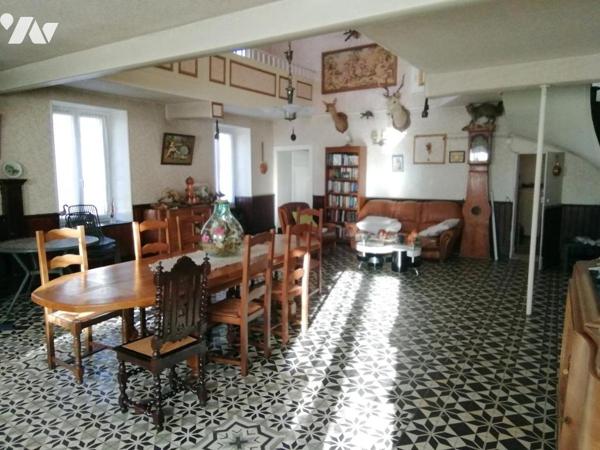 FRAISANS (39700) MAISON DE MAITRE