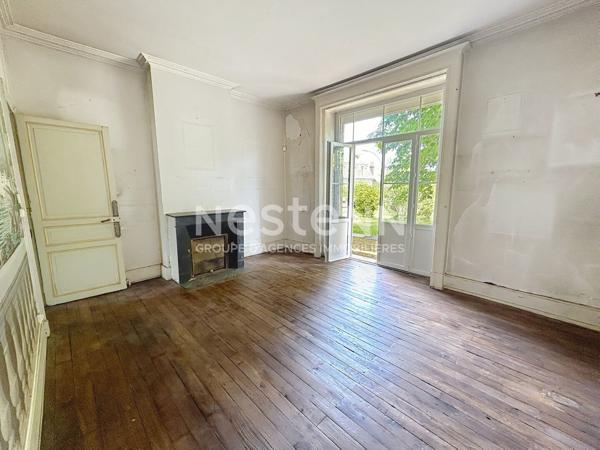 Appartement T4 a vendre quartier Champanatier - appartement de caractere avec jardin arbore -