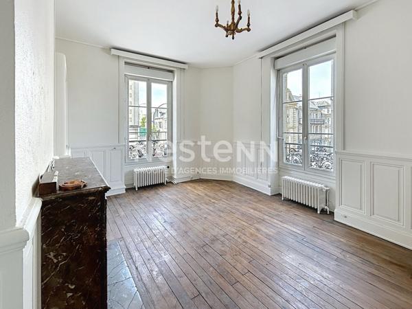 Appartement T4 a vendre quartier Champanatier - appartement de caractere avec jardin arbore -