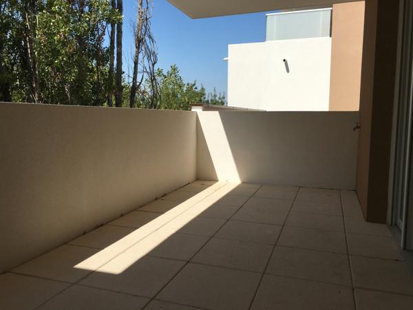 Dpt Hérault (34), à louer MONTPELLIER appartement T3 d'envieon 58 m² avec terrase de 12 m²