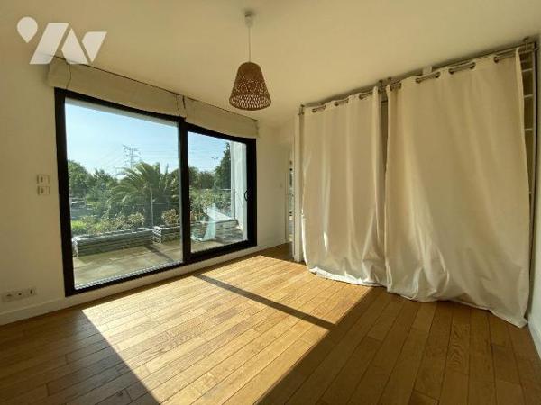 Secteur Kerangall - À deux pas du Moulin Blanc, une maison d'architecte aux prestations soignée...