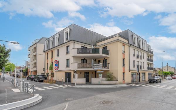 Appartement à vendre    3 pièces • 56,70 m2 Noisy-le-Grand