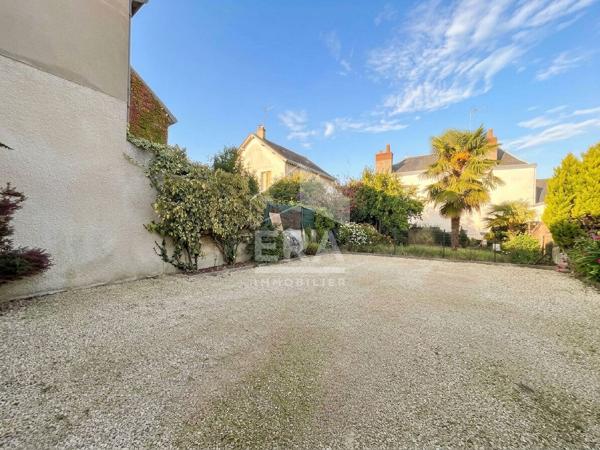 A VENDRE TOURS - Immeuble de 10 pièces et 179.55 m2