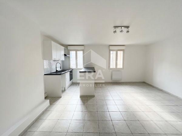 A VENDRE TOURS - Immeuble de 10 pièces et 179.55 m2