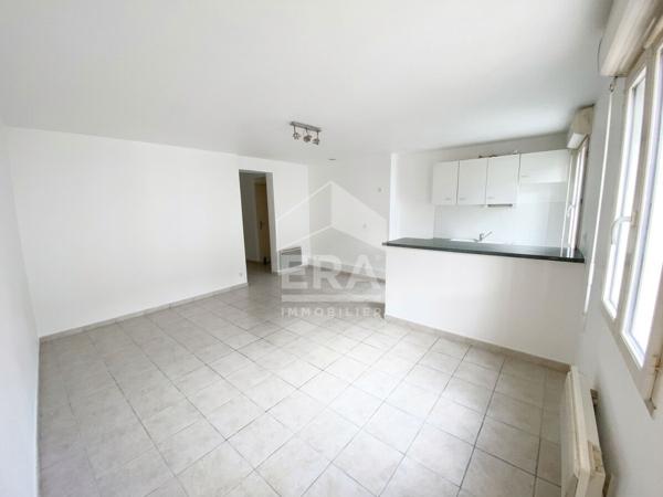 A VENDRE TOURS - Immeuble de 10 pièces et 179.55 m2