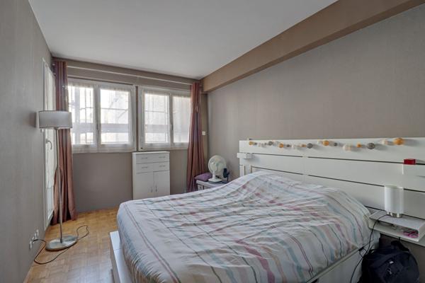 Charmant 2 pièces de 46m2 avec balcon - Dugommier