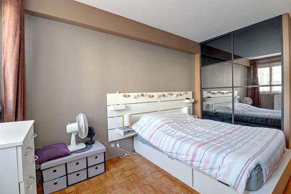 Charmant 2 pièces de 46m2 avec balcon - Dugommier