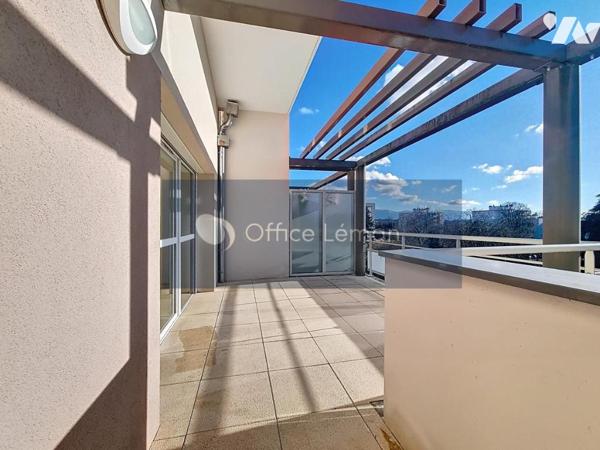 Appartement de type 4 dans résidence récente